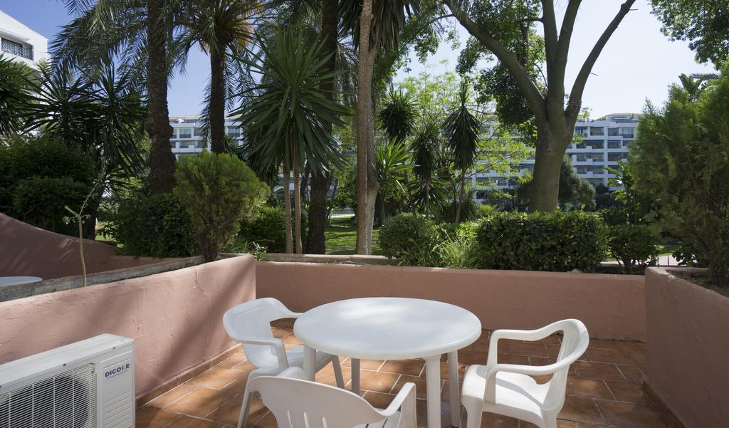 Club Jardines Del Puerto Lejlighed Marbella Eksteriør billede